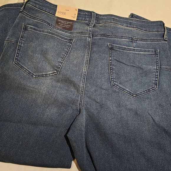NWT NYDJ ANKLE FLARE JEANS - Picture 6 of 6